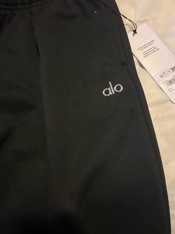 Alo Yoga Accolade Straight Leg Sweatpant