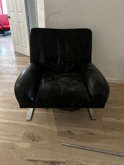 black armchair