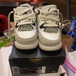 Toddler Jordan Retro 4 Military black