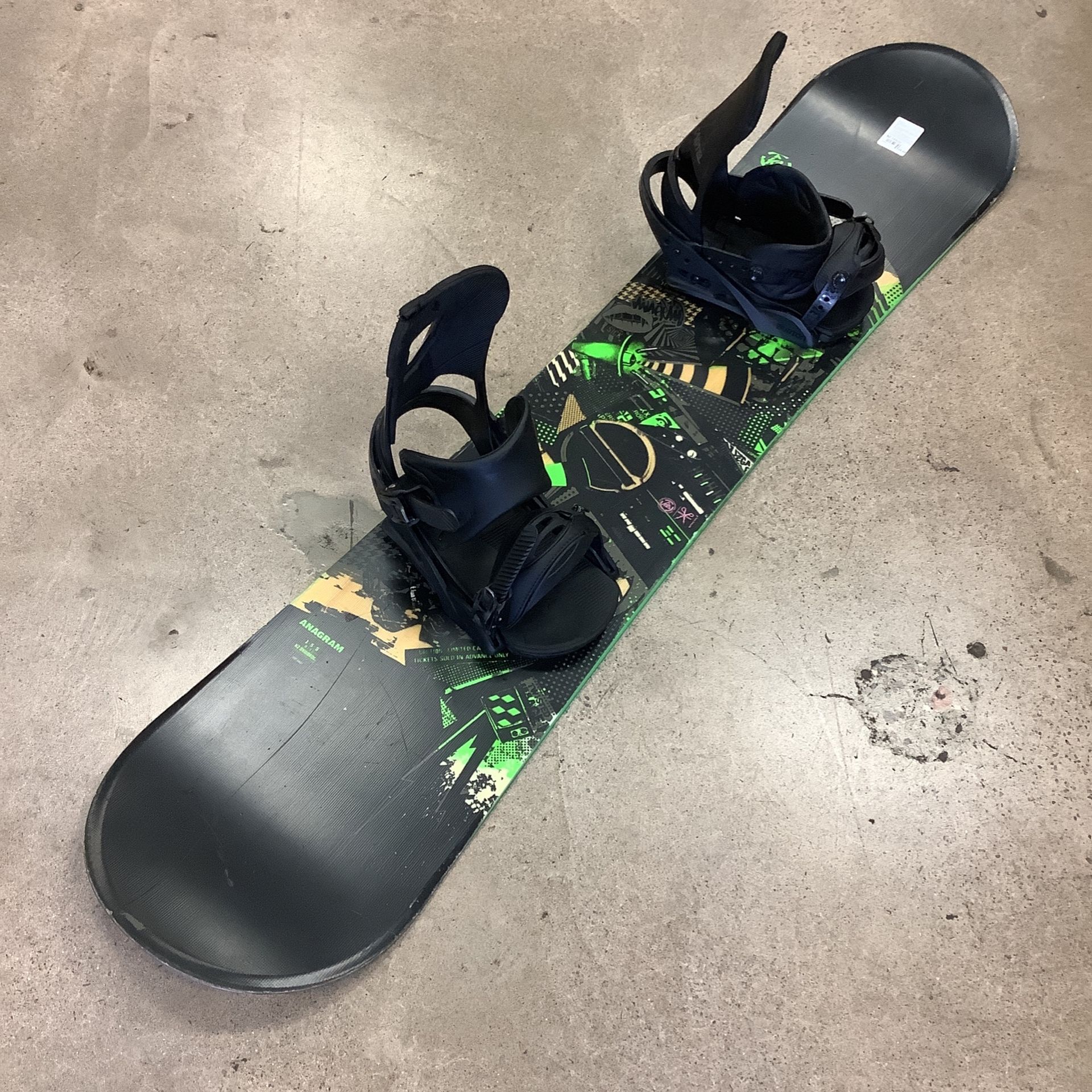 K2 Anagram 155cm Snowboard w/ Large Burton Cartel Bindings SKU 470681
