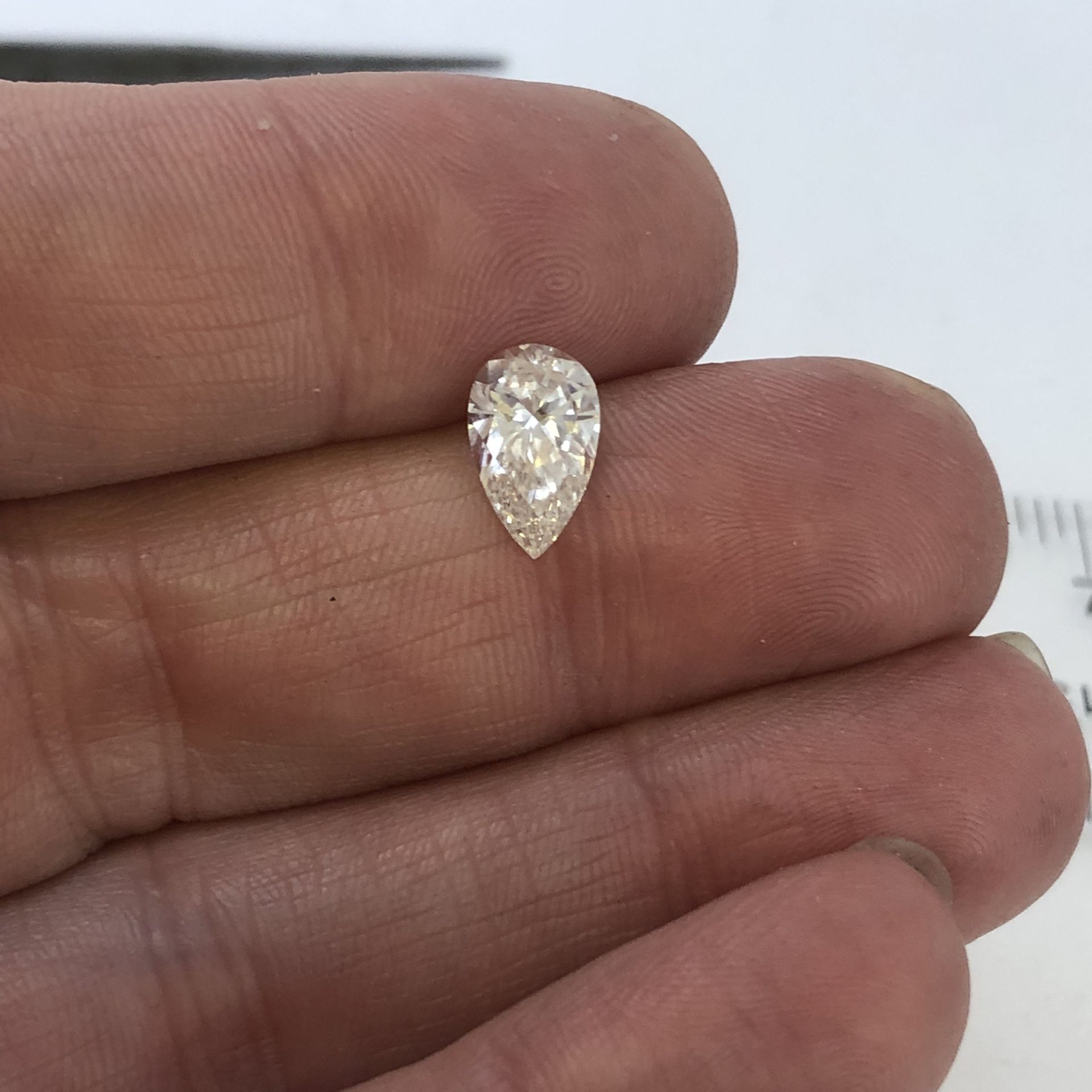 1.85ct Pear Shaped Lab Grown Diamond Igi Certified G Vvs
