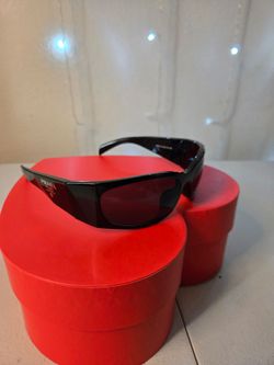 Sunglasses New in box unisex