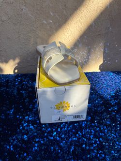Kerria Bone White sandals