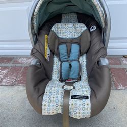 Graco Classic Connect Car Seat