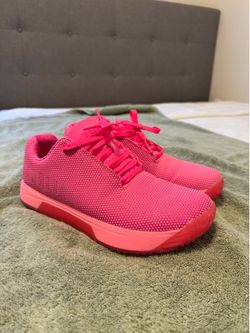 Women’s pink Nobull size 10