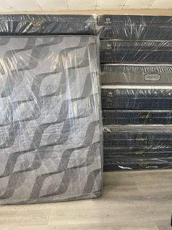 QUEEN MATTRESSES SALE