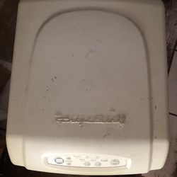 Dehumidifier 