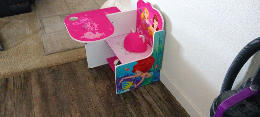 toddler princess desk 