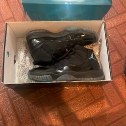Air Jordan 11 retro black gamma blue