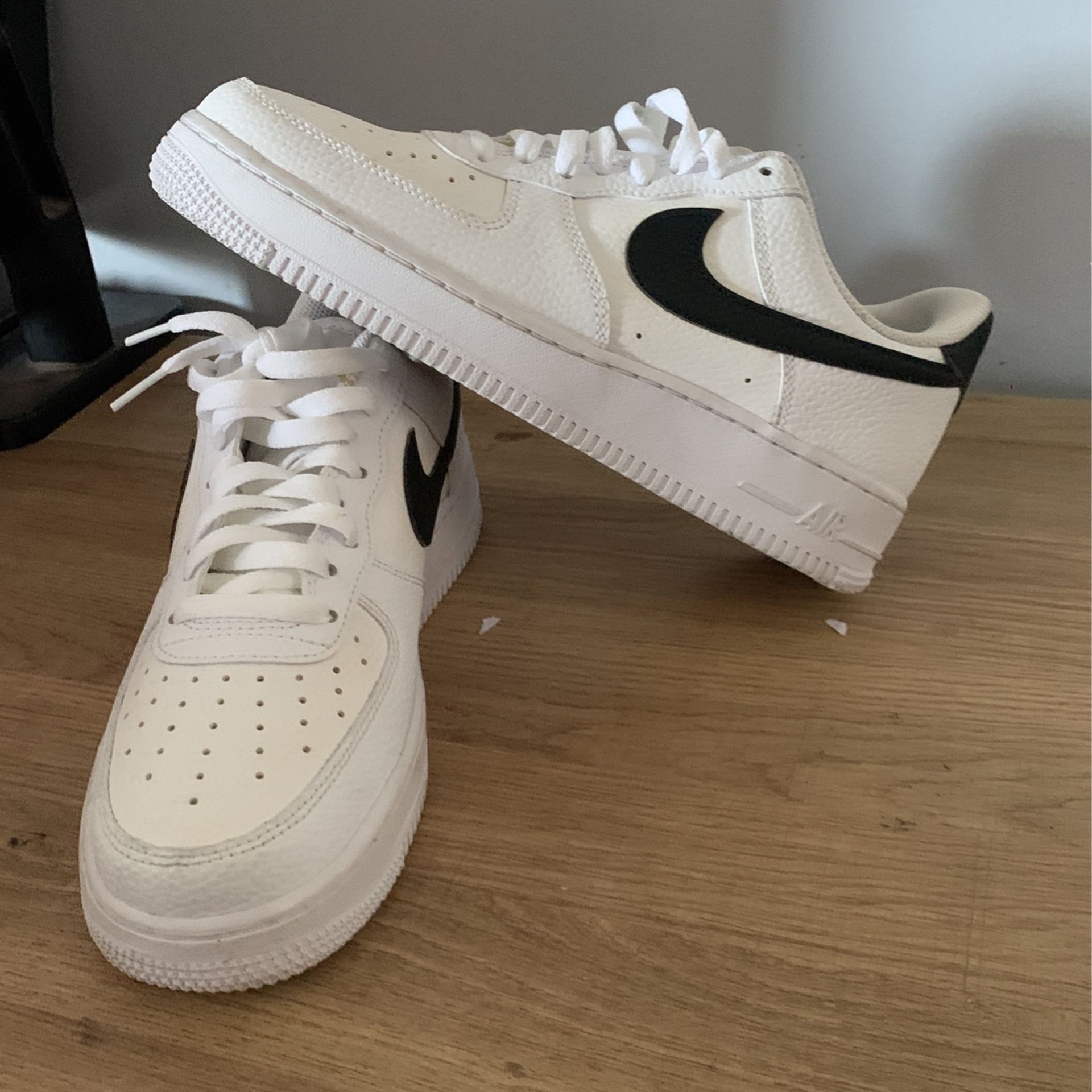 womens airforce 1 size 8