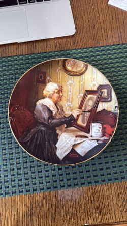 1988 Knowles ‘Grandma’s Love’ Plate