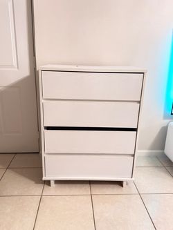 4 drawer chest