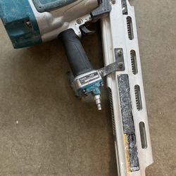 Makita Nailgun 