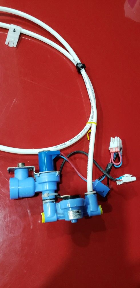 LG Refrigerator Water Inlet Valve For Ice Maker Water Dispenser AJU(contact info removed)3 Water Inlet Valve Assembly. Used In Good Working Condition