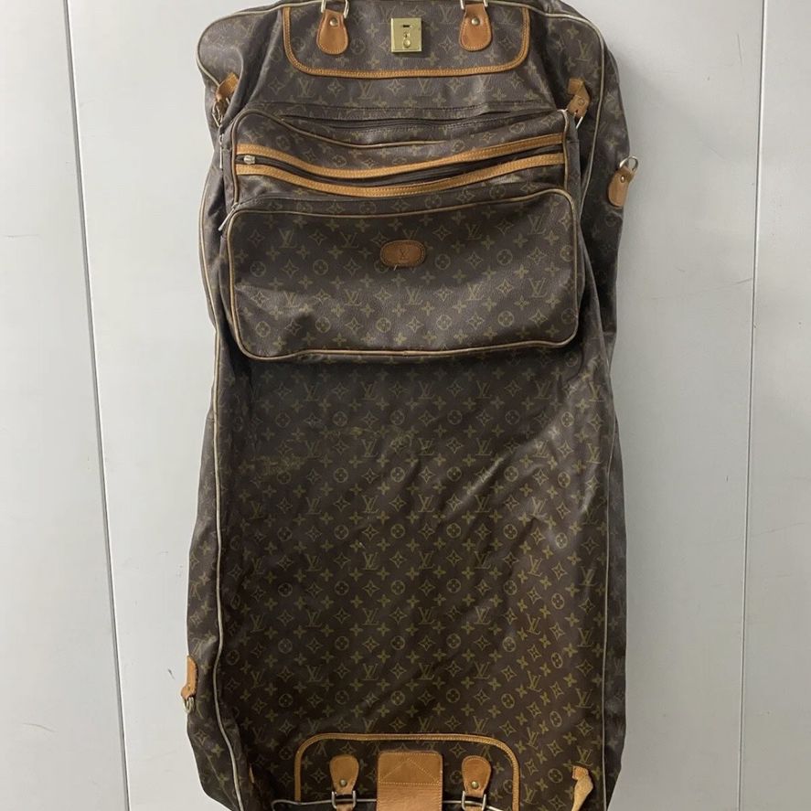 Louis Vuitton Bag for Sale in New York, NY - OfferUp