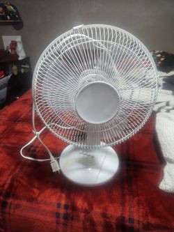 Ventilator de mesa