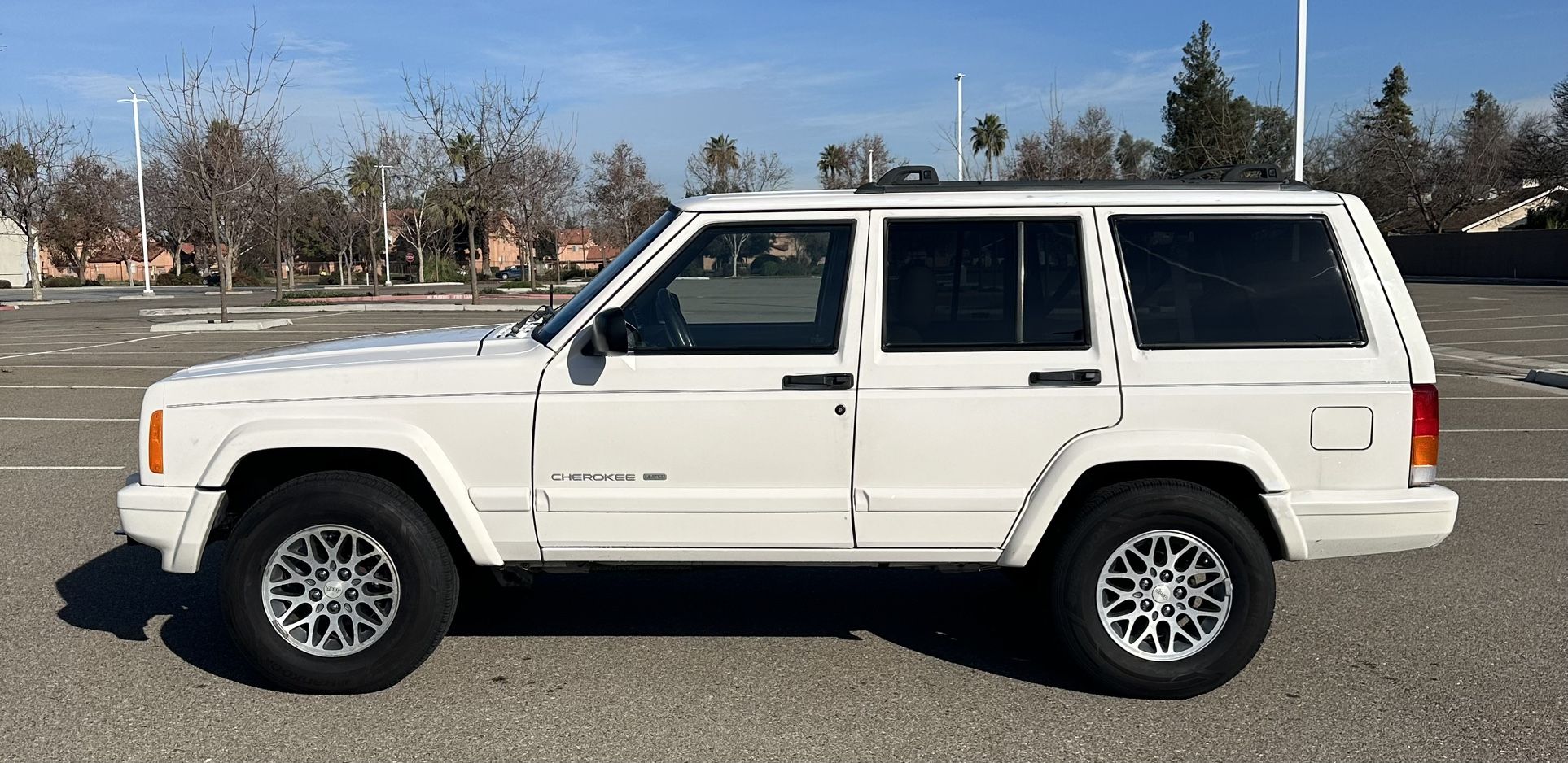 1999 Jeep Cherokee