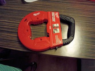 Milwaukee 25' Fishing tape with Low profile Tip