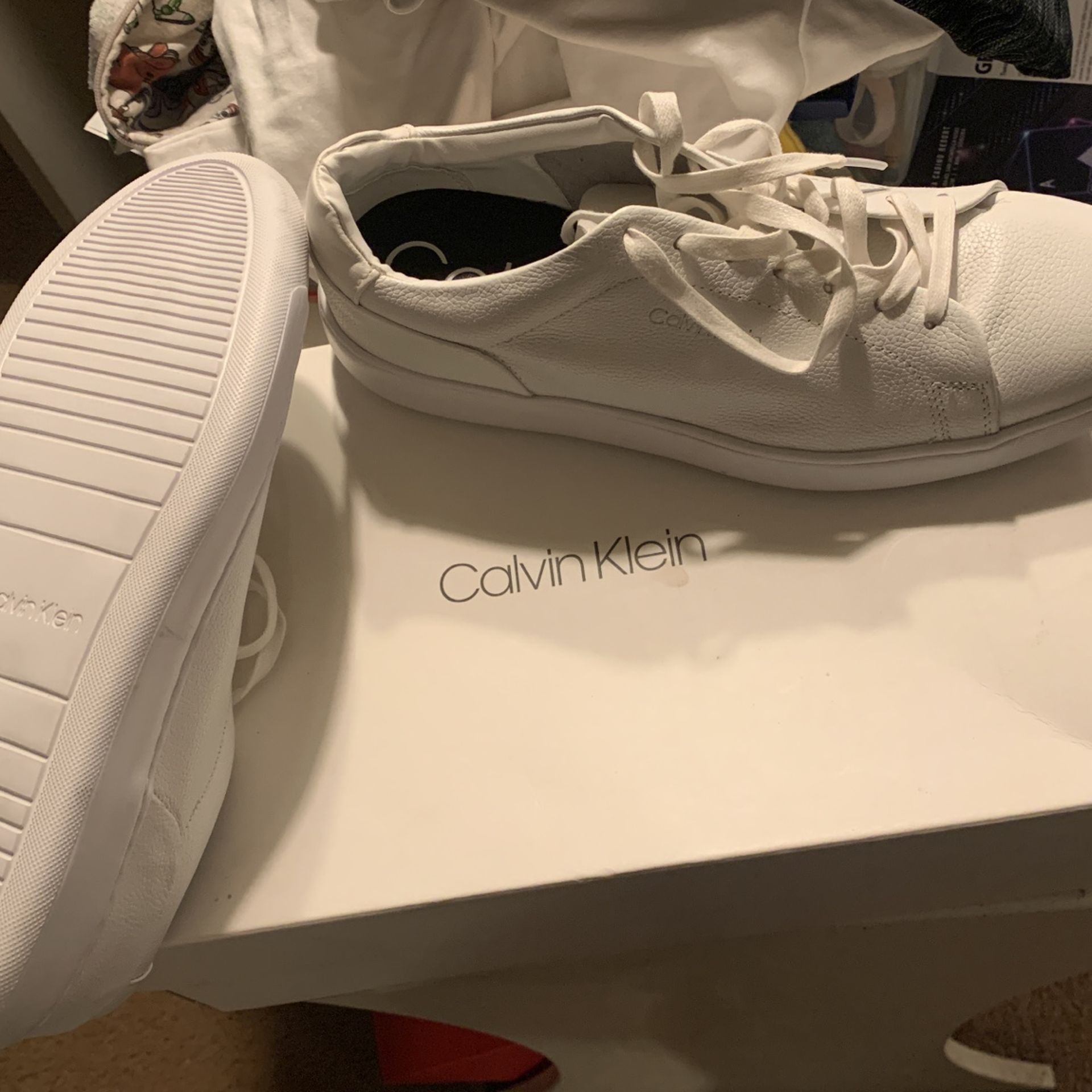 White color Calvin klein 10 size tennis $50