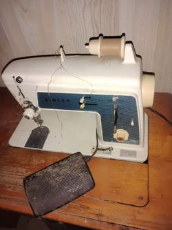 Singer sewing machine