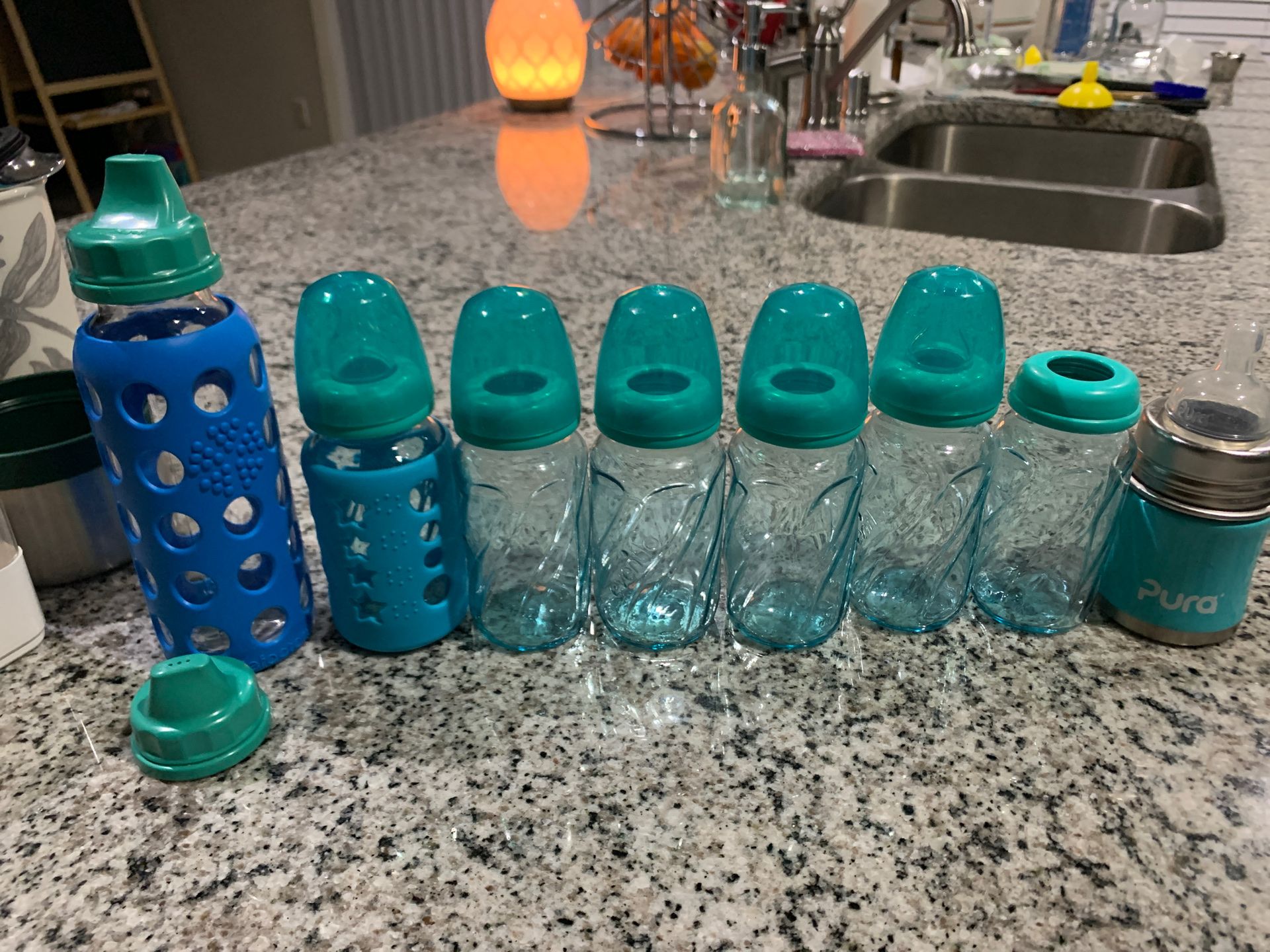 Evenflo 4 oz glass baby bottles + 9 oz life factory glass bottle