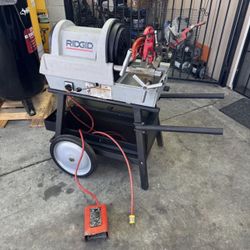 RIDGID 1822-I Auto Chuck Pipe Threading Machine