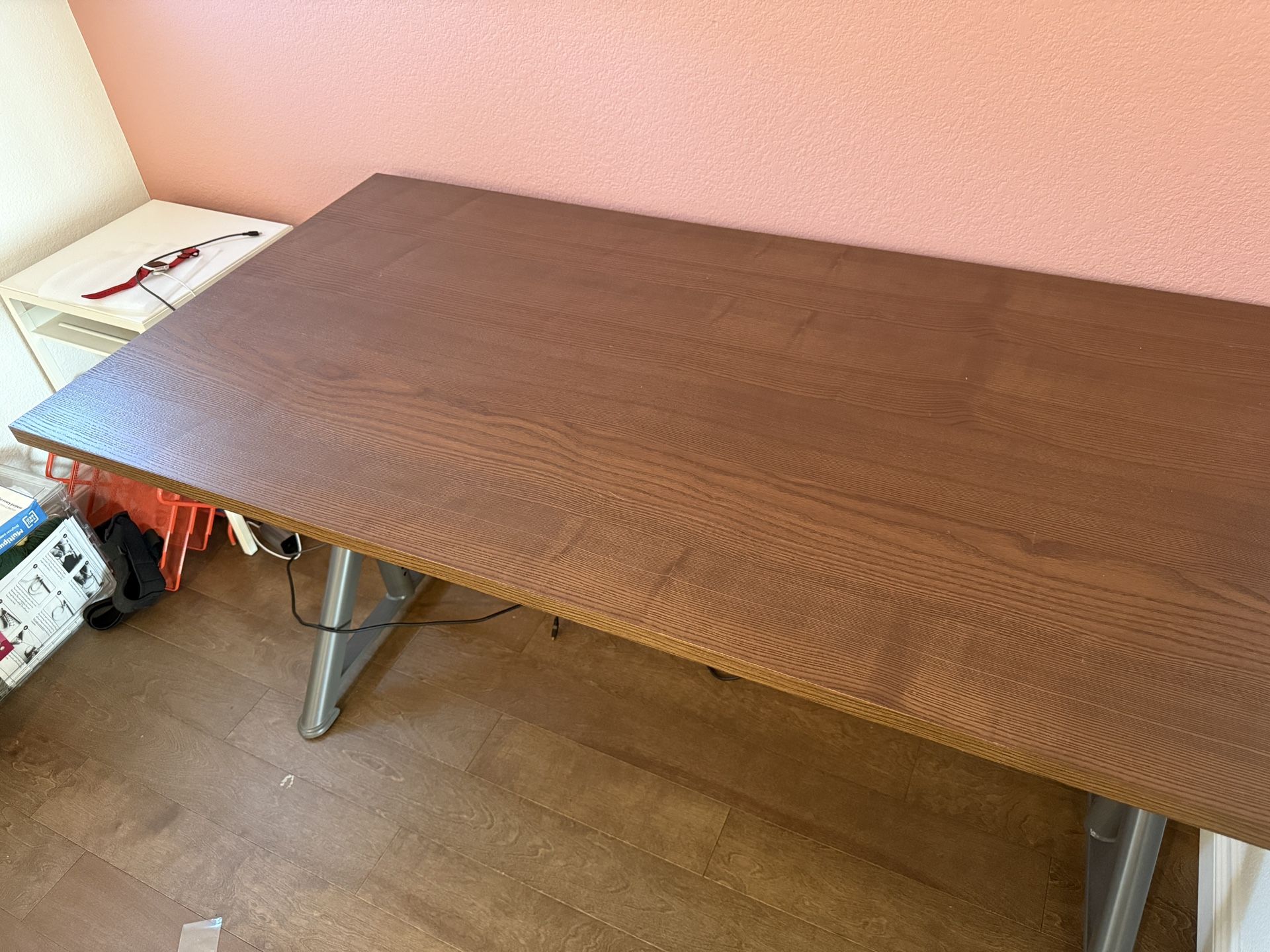 IKEA Idasen Desk with Metal Stand