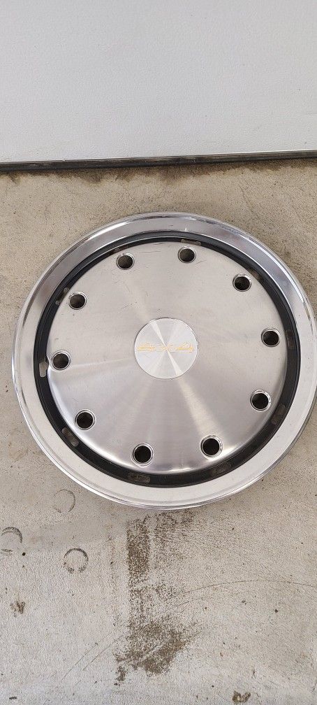 4x4 Hubcap NOS