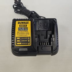 Dewalt DCB115  12V/20V Max Li-Ion Battery Charger 817136-14