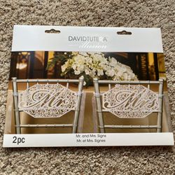 *WEDDING ITEMS* Mr and Mrs. Chair signs
