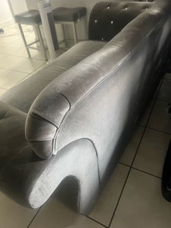 Se venden 2 sofás