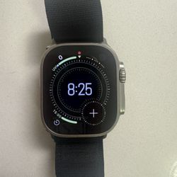 Apple Watch Ultra (49mm Titanium) – Excellent – 100% Battery