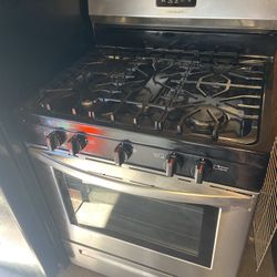 Gas Stove Good Condition 3 Months Warranty Delivery Available 
