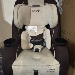 NEW! Safety 1st TriMate Slimfit Car Seat