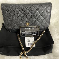 Chanel  Black Wallet On Chain Gold HW