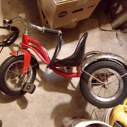 Schwinn Roadster Tricycle.    Cash Pickup 
