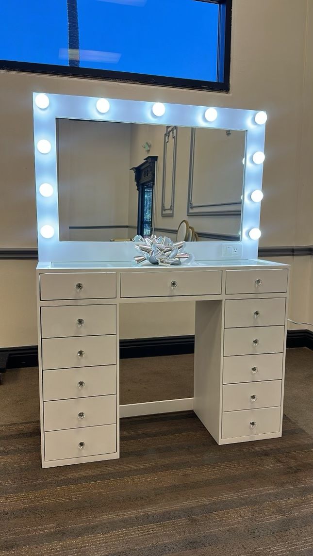 Makeup Vanity