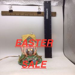 🐣’Easter Bunny Hut’ Nightlight 🐣 ✨Nice Detail ✨ 🐣Like New🐣