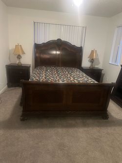 Queen Bed brown