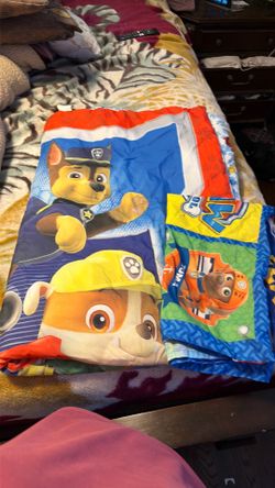 Toddler bed sheet set