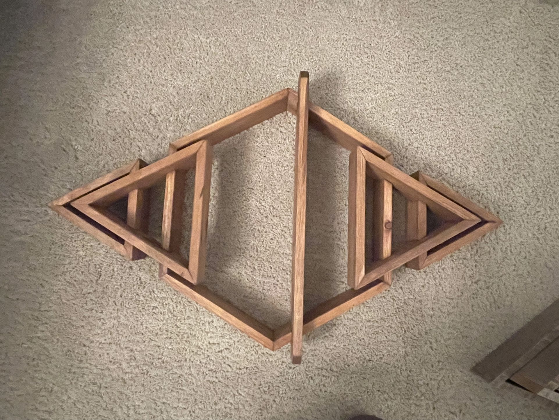 Geometric wall shelf