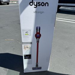 Dyson V8 origin