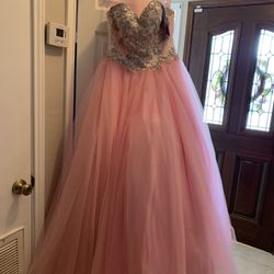 Quinceñera Dress