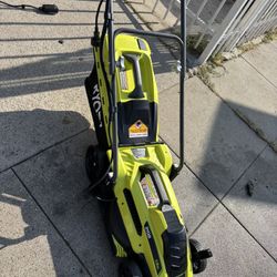 Podadora Rioby. Con Cable. 