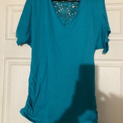 Women’s Blouse Large