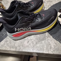 Hoka  Mens Size 11 Shoes