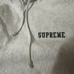 Supreme Hoodie