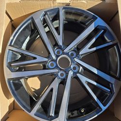 2025 CAMRY 19" WHEELS GREAT CONDITION!!!