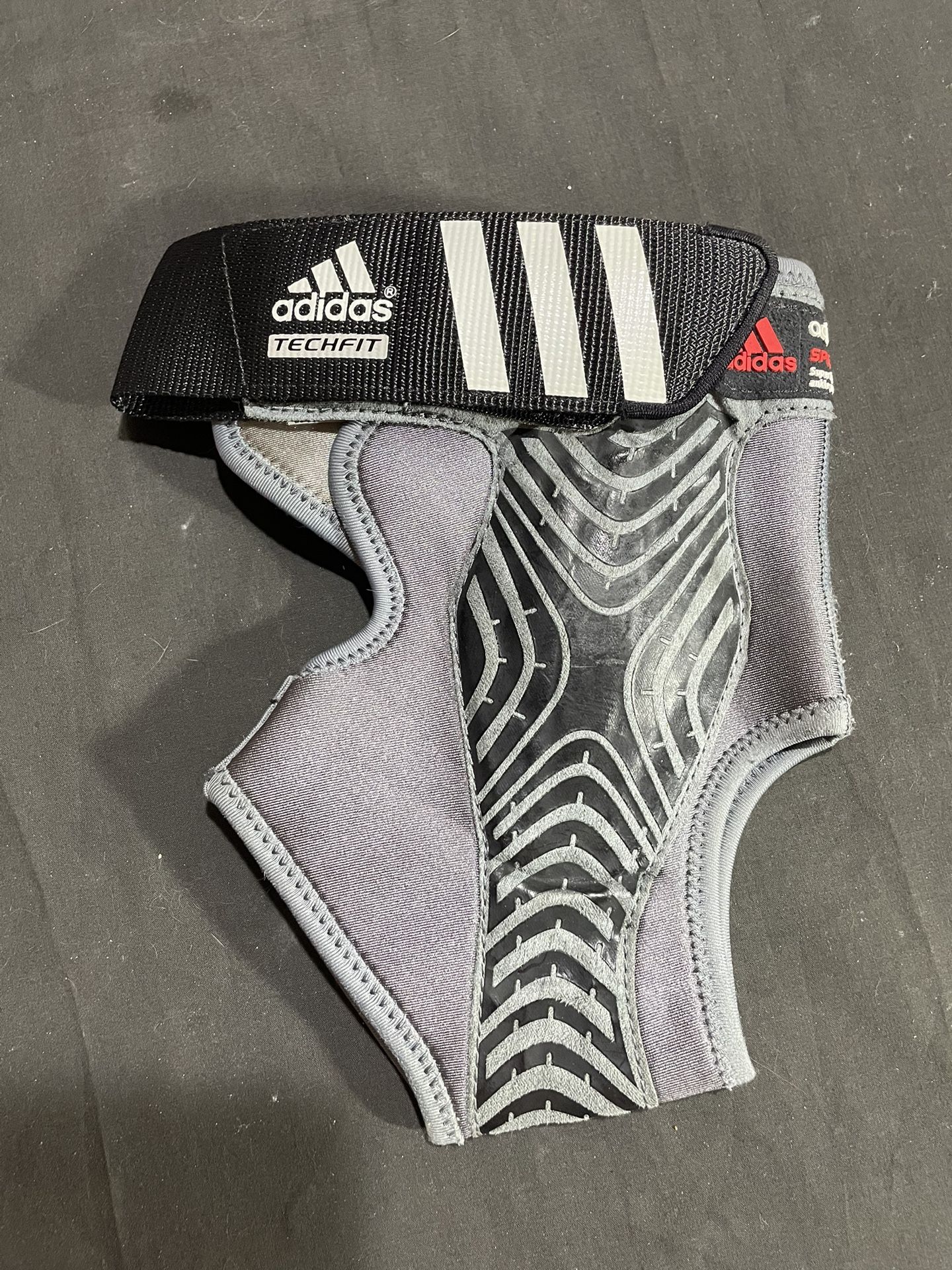 adidas Unisex Adizero Speedwrap Lightweight Ankle Brace, Size Large Left