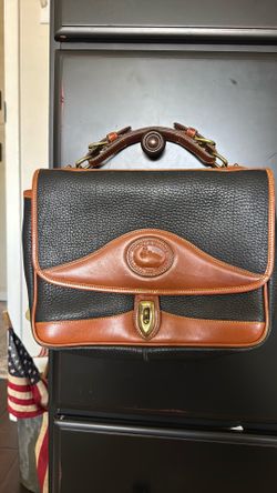 Vintage Dooney & Bourke Navy/Tan All Weather Leather Pebbled Leather Handbag